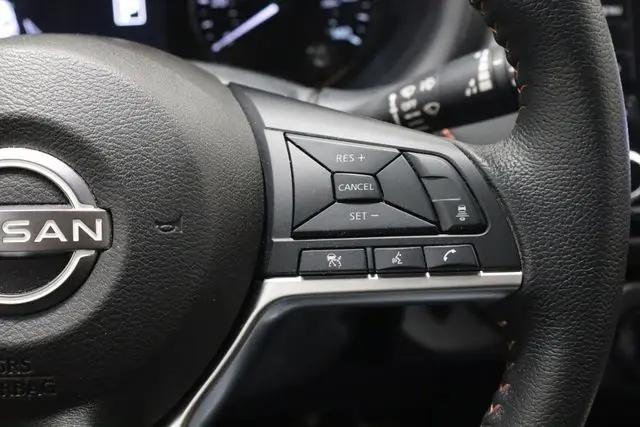 2022 Nissan Kicks SR Xtronic CVT