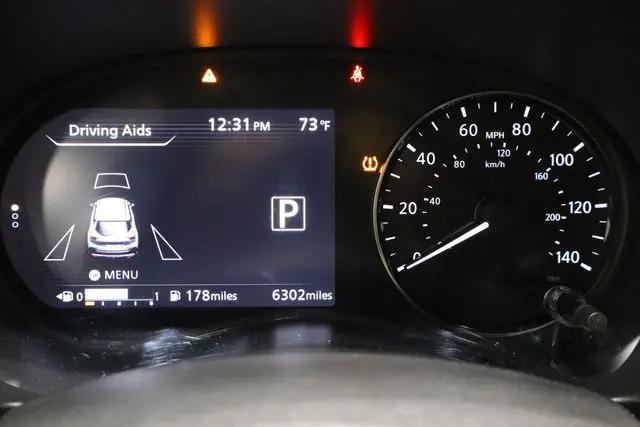 2022 Nissan Kicks SR Xtronic CVT