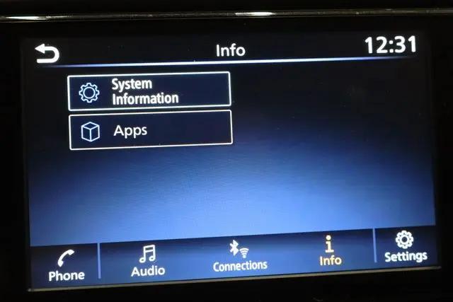 2022 Nissan Kicks SR Xtronic CVT