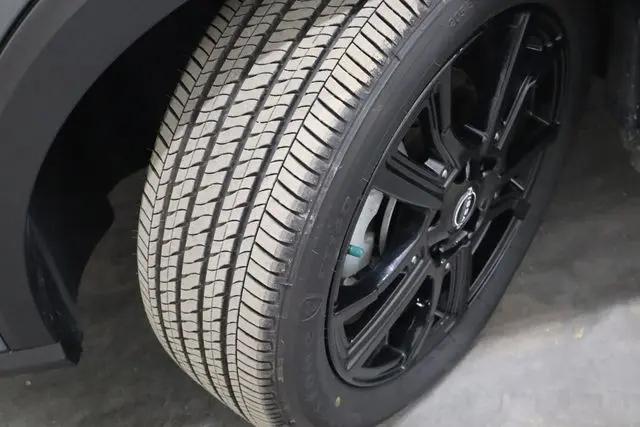 2022 Nissan Kicks SR Xtronic CVT