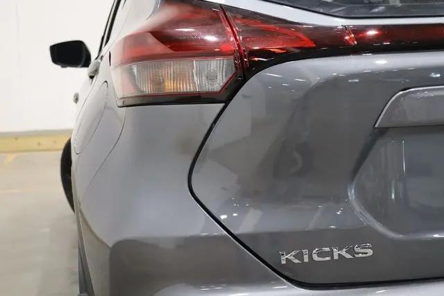 2022 Nissan Kicks SR Xtronic CVT