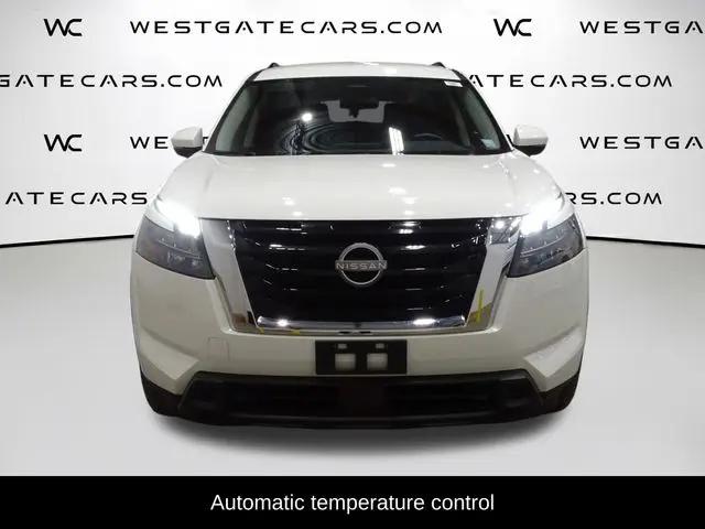 2024 Nissan Pathfinder SV 4WD