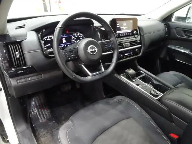 2024 Nissan Pathfinder SV 4WD