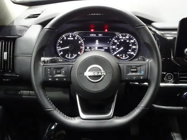 2024 Nissan Pathfinder SV 4WD