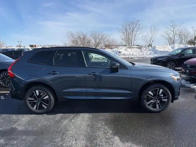 2026 Volvo XC60 B5 Plus