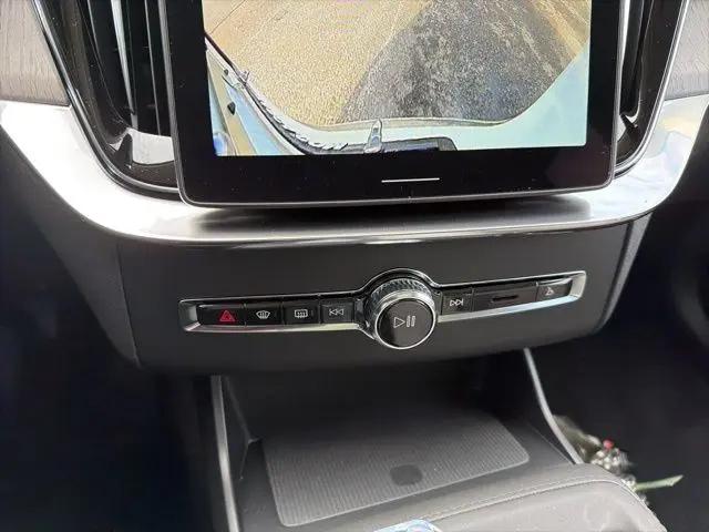 2026 Volvo XC90 Plug-In Hybrid Ultra, T8 AWD, Electric/Gasoline, Bright, 7 Seats