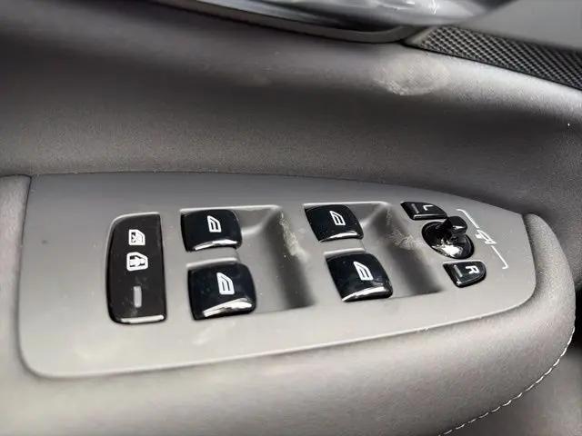 2026 Volvo XC90 Plug-In Hybrid Ultra, T8 AWD, Electric/Gasoline, Bright, 7 Seats