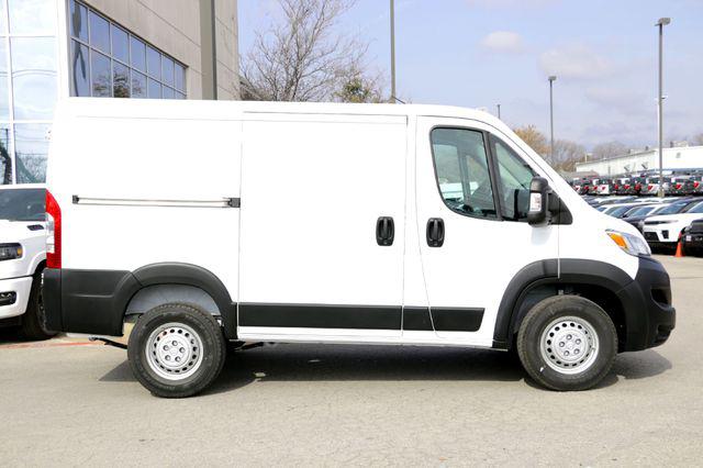 2026 Ram ProMaster Cargo Van Tradesman Low Roof 118" WB w/Pass Seat