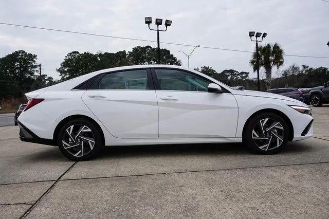 2026 Hyundai Elantra Hybrid Limited