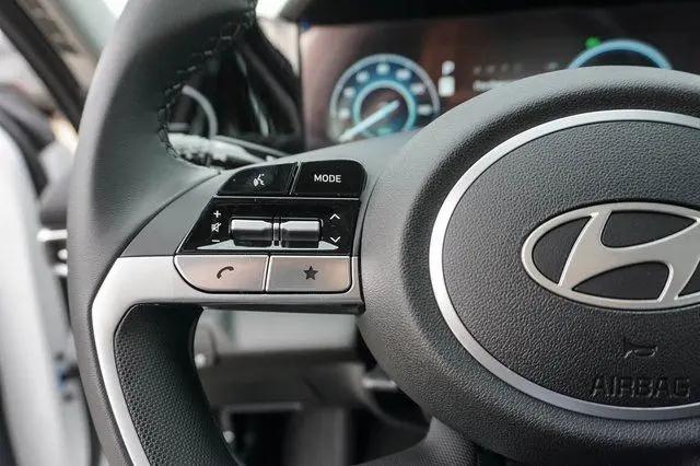 2026 Hyundai Elantra Hybrid Limited