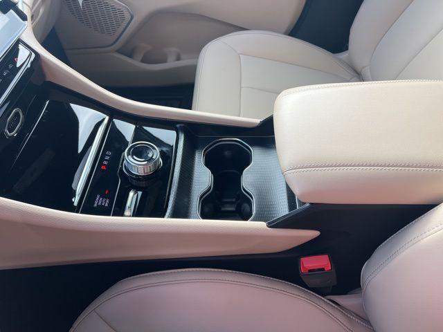 2026 Jeep Grand Cherokee L Limited 4x4