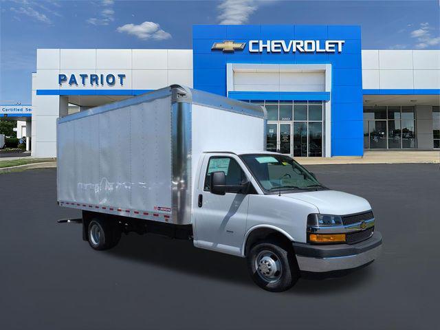 2026 Chevrolet Express Cutaway Work Van