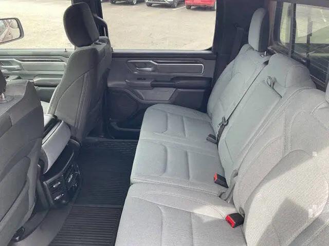 2021 Ram 1500 Big Horn Crew Cab 4x4 5'7" Box