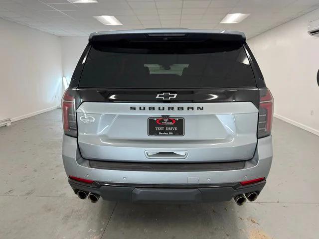 2025 Chevrolet Suburban 4WD Z71