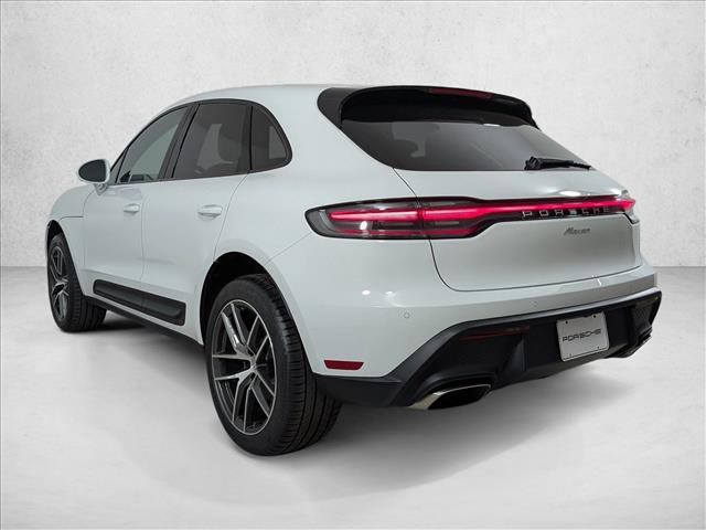 2026 Porsche Macan AWD