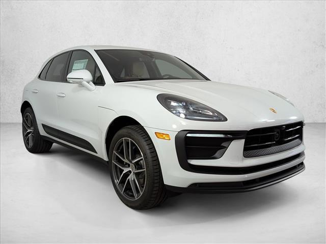 2026 Porsche Macan AWD