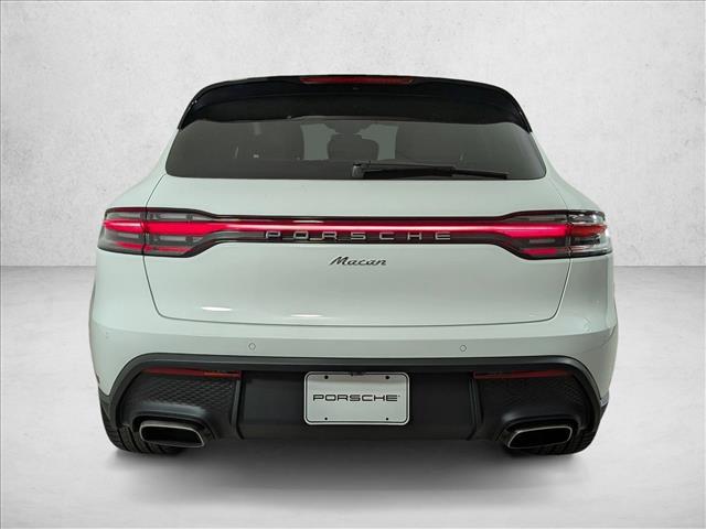 2026 Porsche Macan AWD