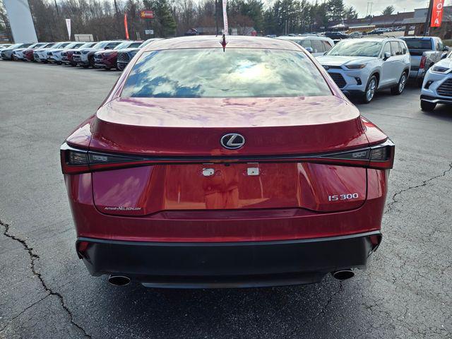 2024 Lexus IS 300 300