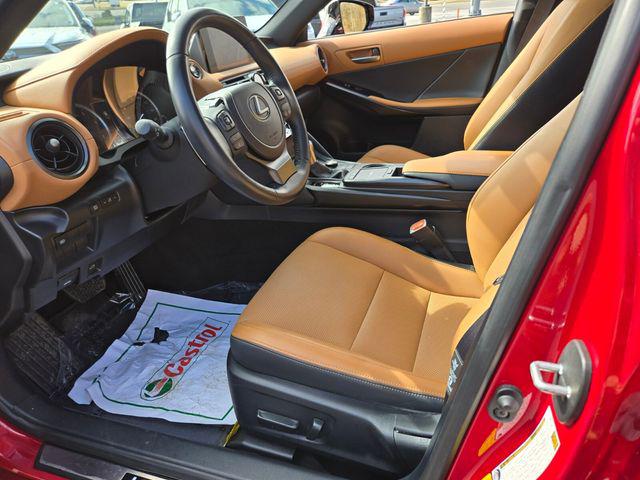 2024 Lexus IS 300 300