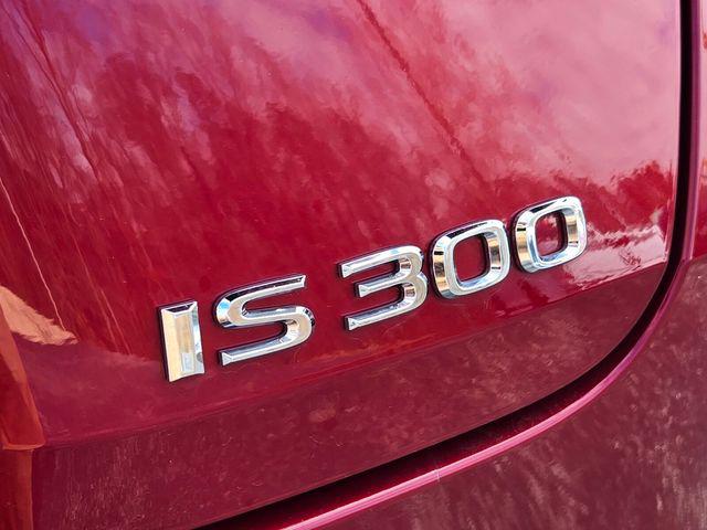 2024 Lexus IS 300 300