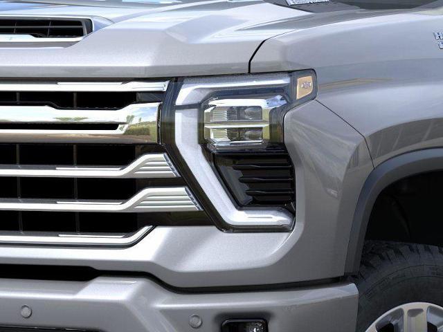 2026 Chevrolet Silverado 2500HD Crew Cab, Standard Bed, High Country, 4WD