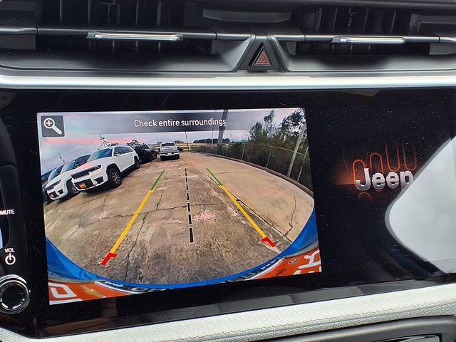 2026 Jeep Cherokee Laredo 4x4