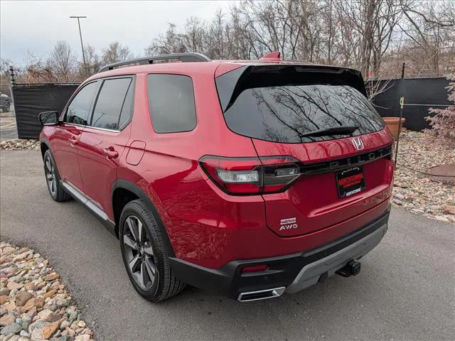 2024 Honda Pilot Touring