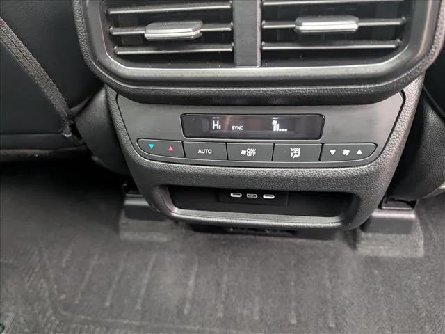 2024 Honda Pilot Touring