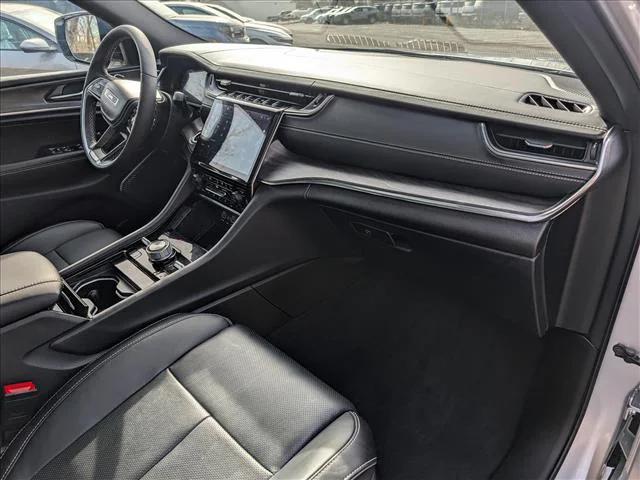 2025 Jeep Grand Cherokee L Overland 4x4
