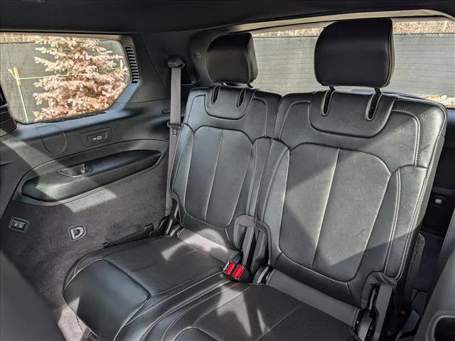 2025 Jeep Grand Cherokee L Overland 4x4