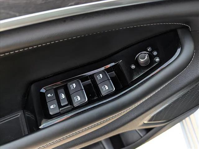 2025 Jeep Grand Cherokee L Overland 4x4