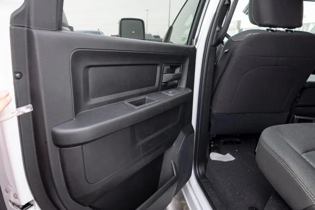 2026 Ram 3500 Tradesman Crew Cab 4x4 8' Box