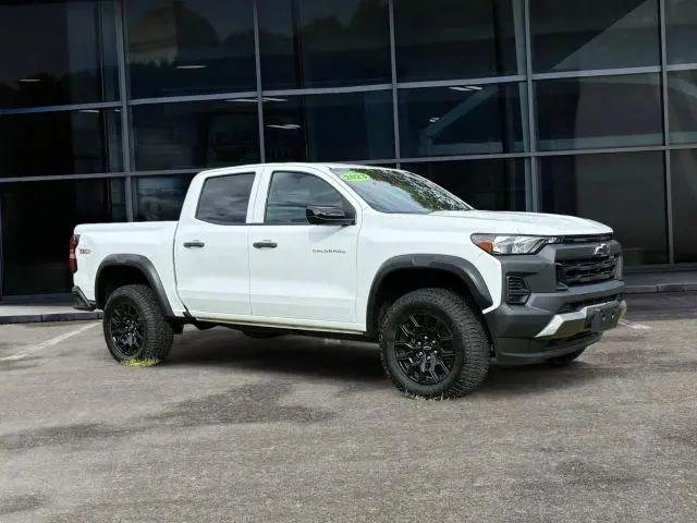 2023 Chevrolet Colorado 4WD Crew Cab Short Box Trail Boss for sale in Beckley, WV