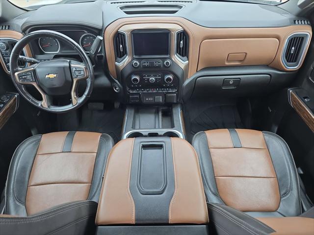 2022 Chevrolet Silverado 1500 4WD Crew Cab Short Bed High Country