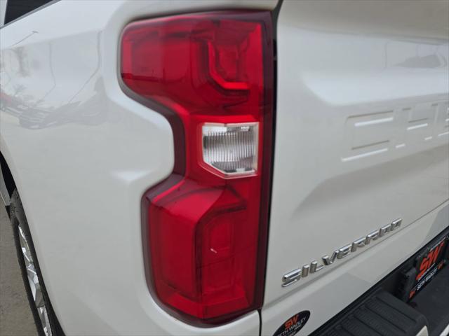 2022 Chevrolet Silverado 1500 4WD Crew Cab Short Bed High Country