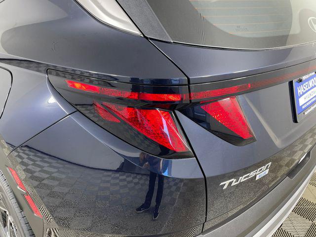 2026 Hyundai Tucson Hybrid Blue SE