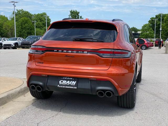 2022 Porsche Macan Base