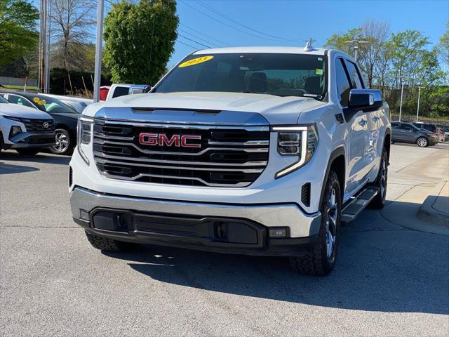 2023 GMC Sierra 1500 2WD Crew Cab Short Box SLT