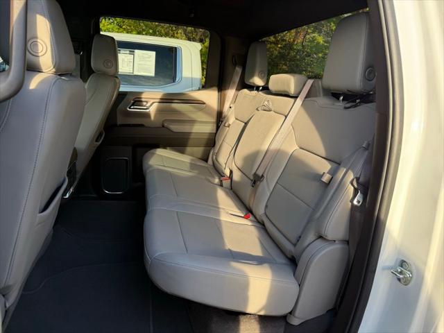2023 GMC Sierra 1500 2WD Crew Cab Short Box SLT