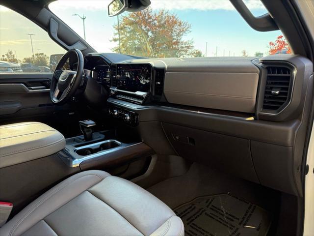 2023 GMC Sierra 1500 2WD Crew Cab Short Box SLT