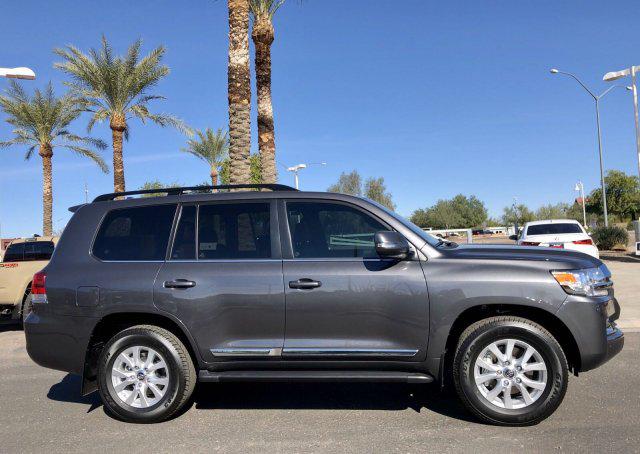 2019 Toyota Land Cruiser V8
