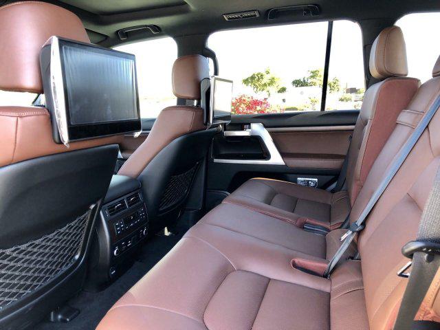 2019 Toyota Land Cruiser V8