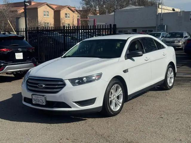 2015 Ford Taurus SE for sale in TRACY, CA