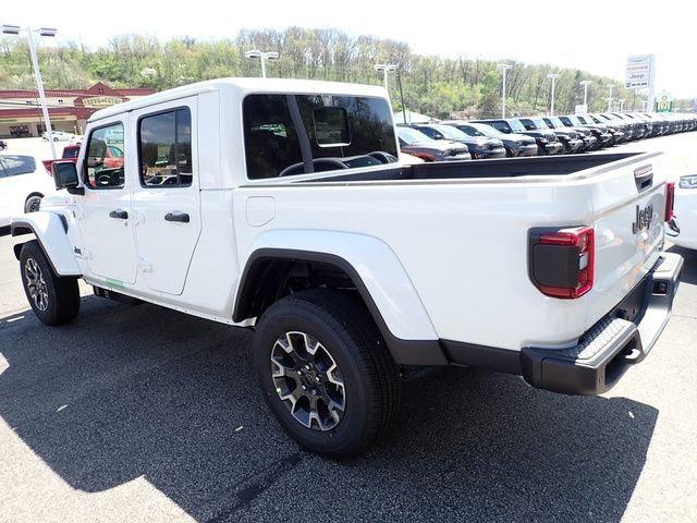 2026 Jeep Gladiator GLADIATOR SAHARA 4X4 2026 Jeep Gladiator GLADIATOR SAHARA 4X4