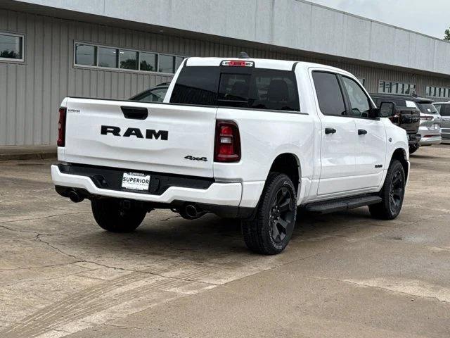 2026 RAM Ram 1500 RAM 1500 EXPRESS CREW CAB 4X4 57 BOX