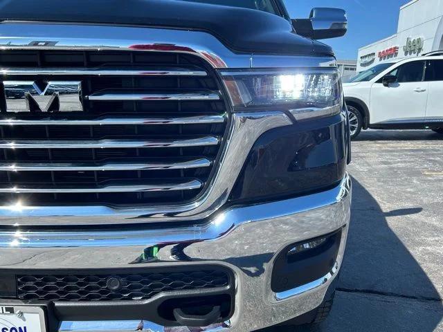 2026 Ram 1500 Laramie Crew Cab 4x4 5'7" Box