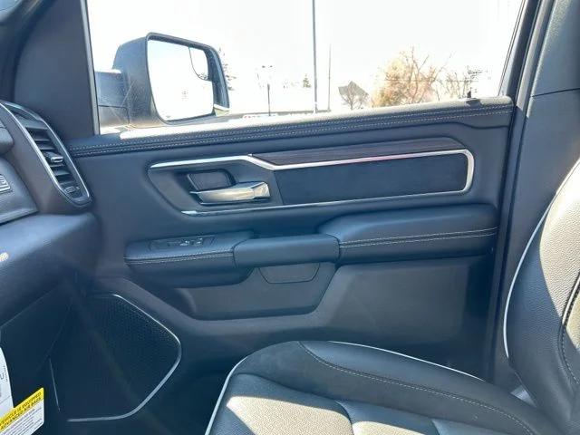 2026 Ram 1500 Laramie Crew Cab 4x4 5'7" Box
