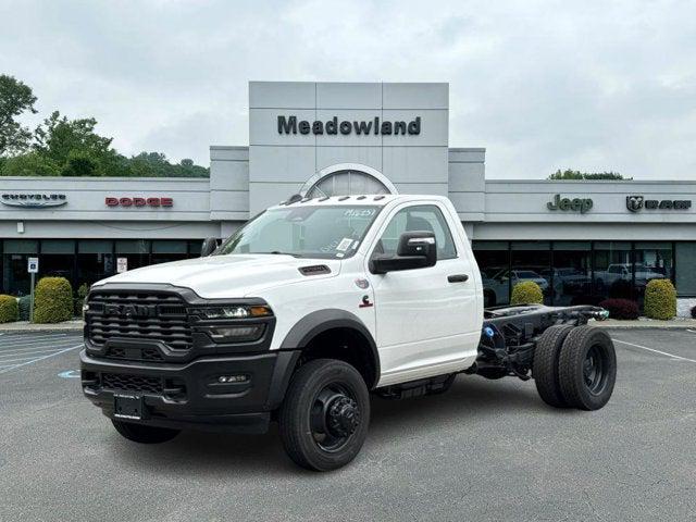 2026 RAM 5500 Chassis RAM 5500 TRADESMAN CHASSIS REGULAR CAB 4X4 60 CA
