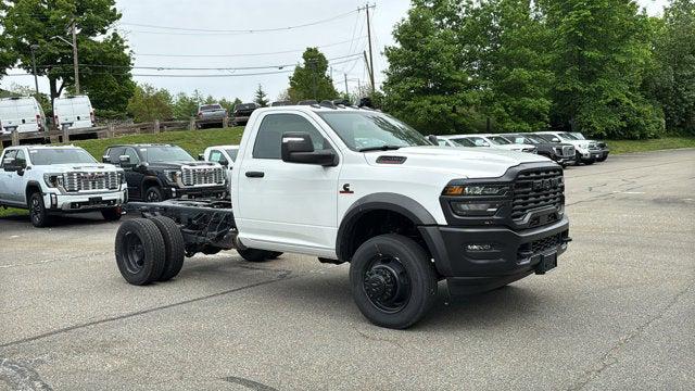 2026 RAM 5500 Chassis RAM 5500 TRADESMAN CHASSIS REGULAR CAB 4X4 60 CA