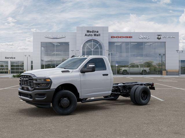 2026 RAM Ram 3500 Chassis Cab RAM 3500 TRADESMAN CHASSIS REGULAR CAB 4X4 60 CA